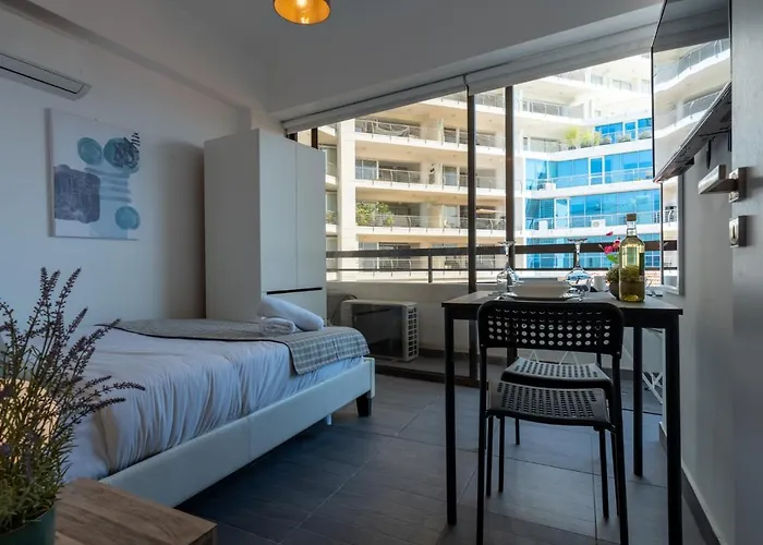 Burst W/ Balcony In * Larnaca