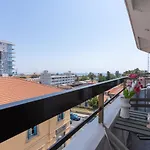 Burst W/ Balcony In * 拉纳卡