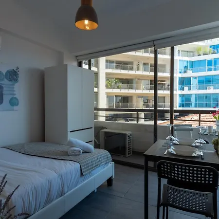 Burst W/ Balcony In Larnaca